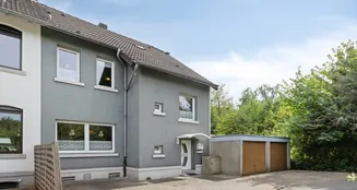 von_poll_real_estate_property_25283026_image_0