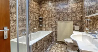 von_poll_real_estate_property_25283036_image_15