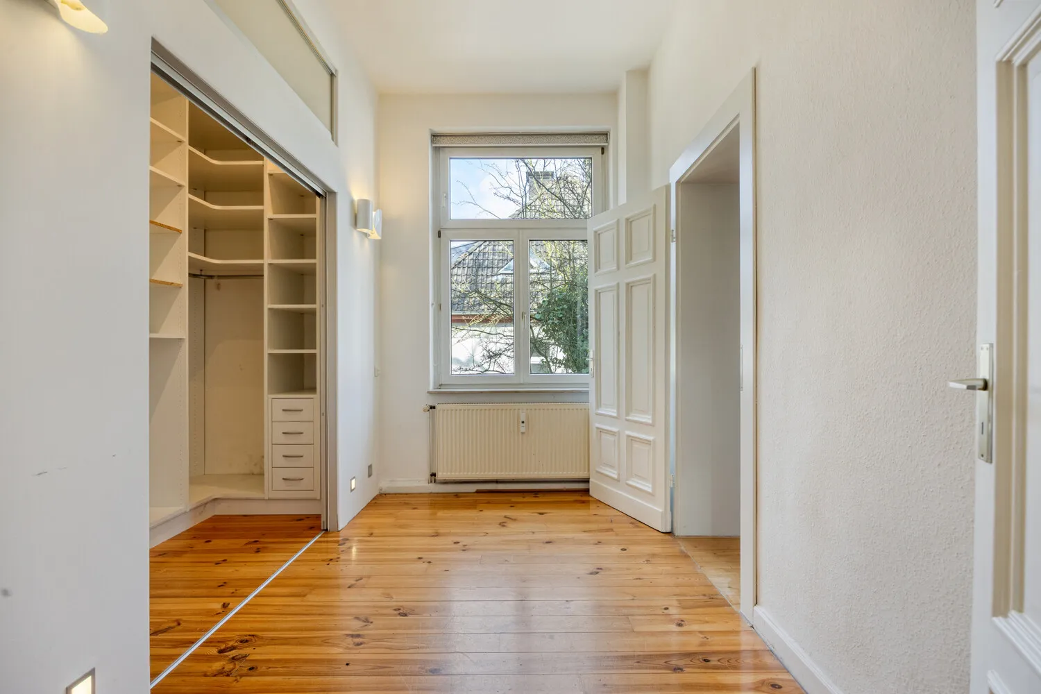 Ankleide_mit_Einbauschrank