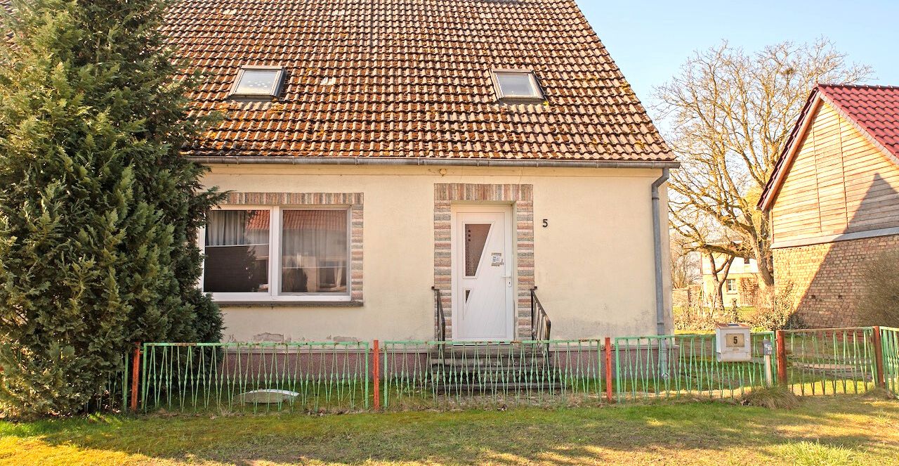 1 Straßenansicht