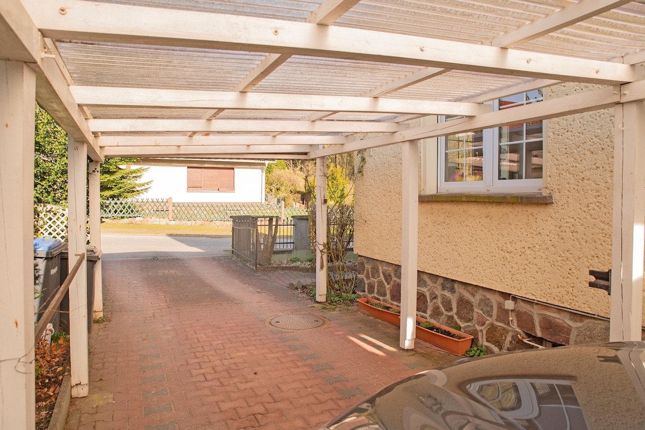 4 Carport