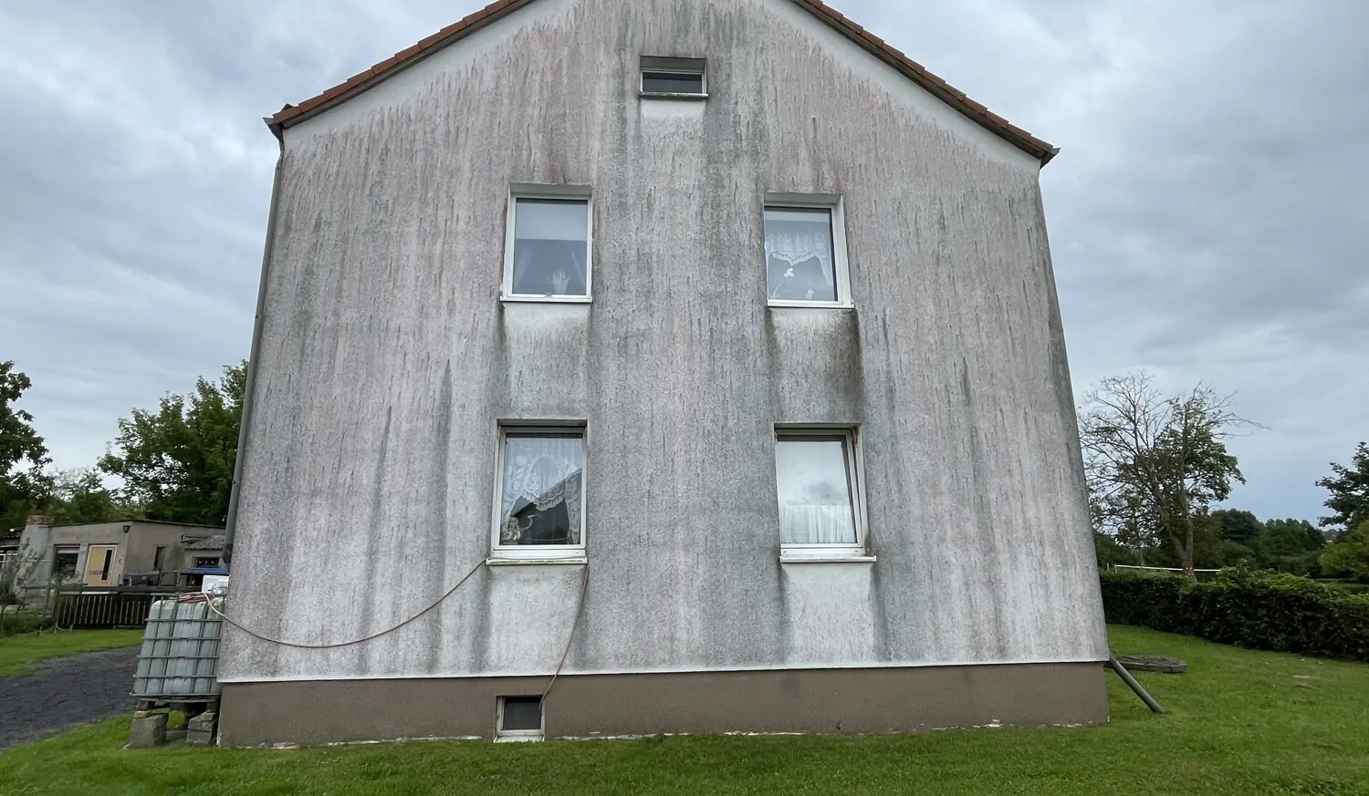 8 Haus 2 Giebelseite West