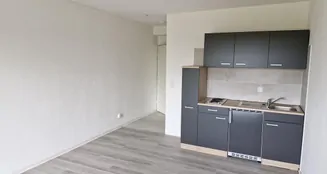 von_poll_real_estate_property_24255026_image_0