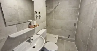 von_poll_real_estate_property_24255026_image_4