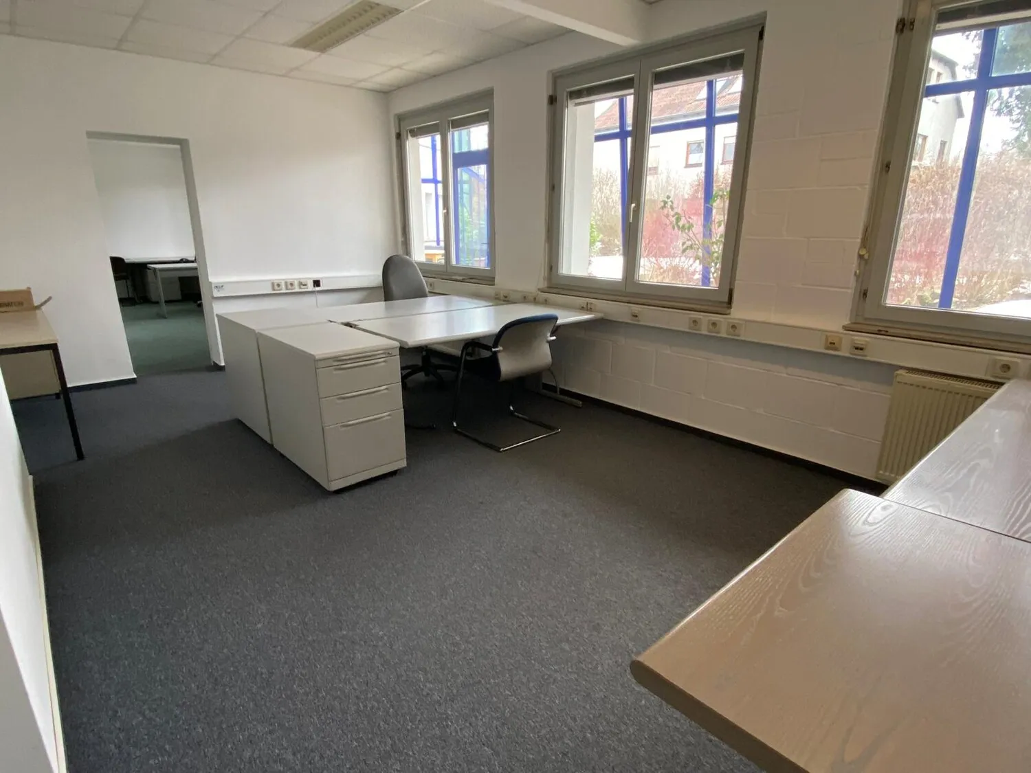 Büro 1