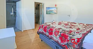 von_poll_real_estate_property_LU231953628_image_12