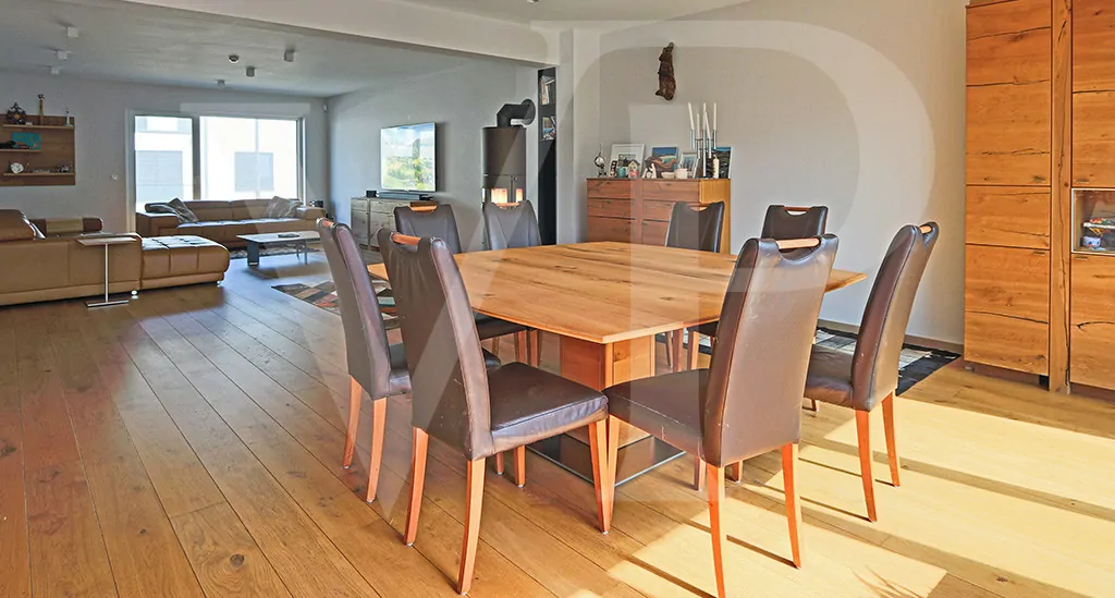 living+01_20250403112253909797 WEB