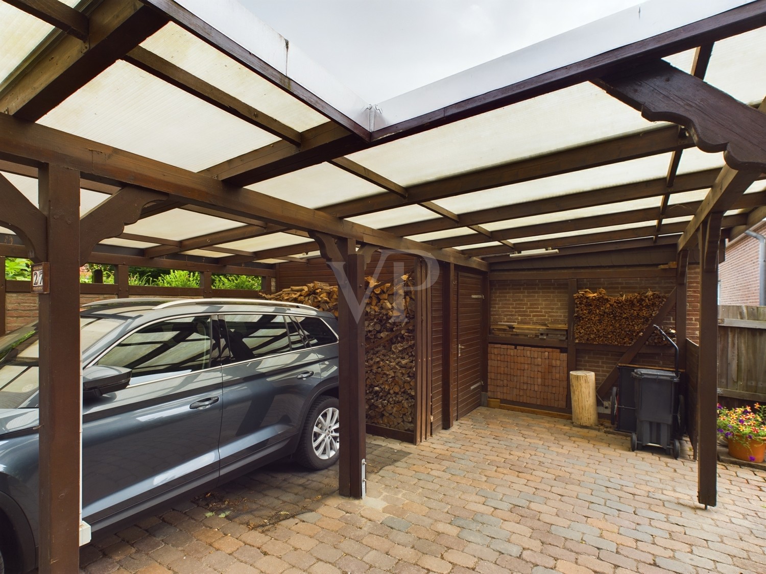 Carport