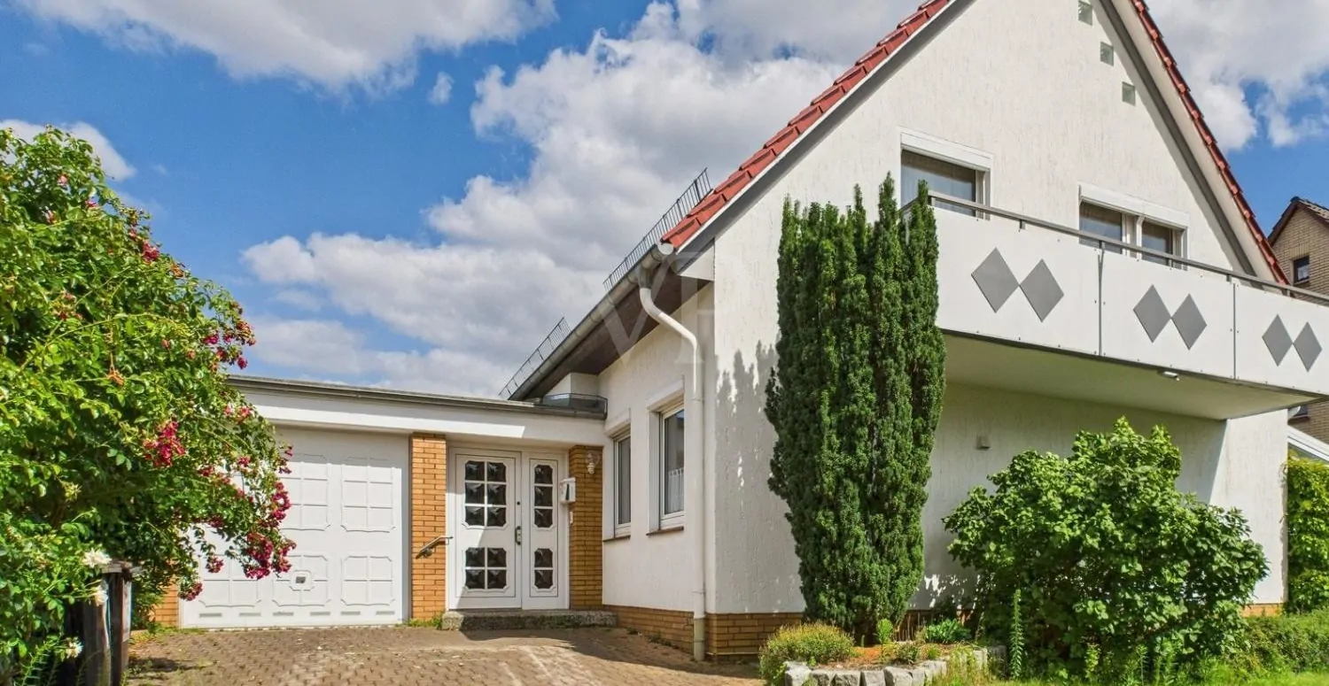 Geräumiges Ein- bis Zweifamilienhaus in Burgdorf