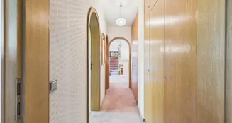 von_poll_real_estate_property_25352083_image_10