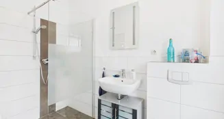 von_poll_real_estate_property_25352088_image_6