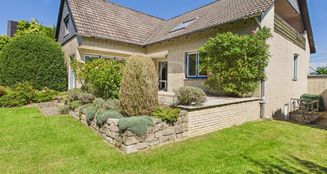 von_poll_real_estate_property_25352087_image_28