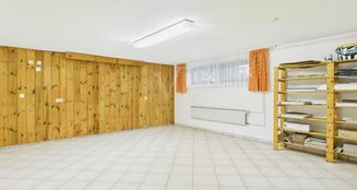 von_poll_real_estate_property_25352087_image_17