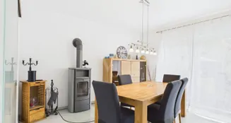 von_poll_real_estate_property_2535208801_image_2