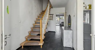 von_poll_real_estate_property_25295035_image_2