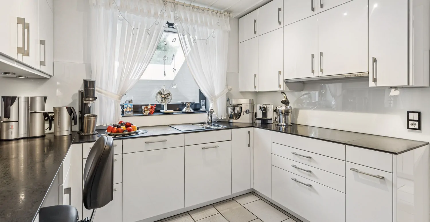 Freistehendes Architektenhaus im Bungalowstil in zentraler Lage von Heiligenrode