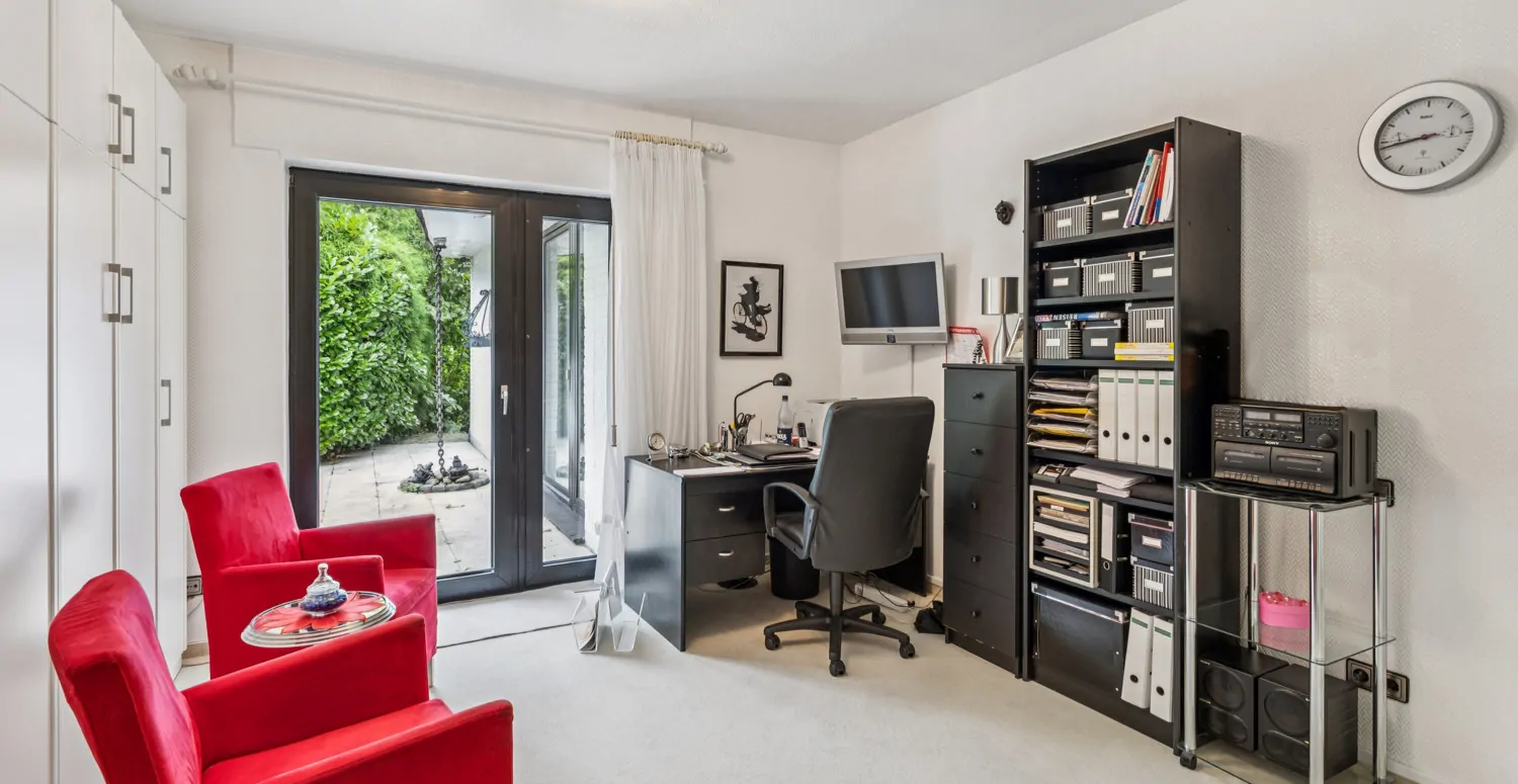 Freistehendes Architektenhaus im Bungalowstil in zentraler Lage von Heiligenrode