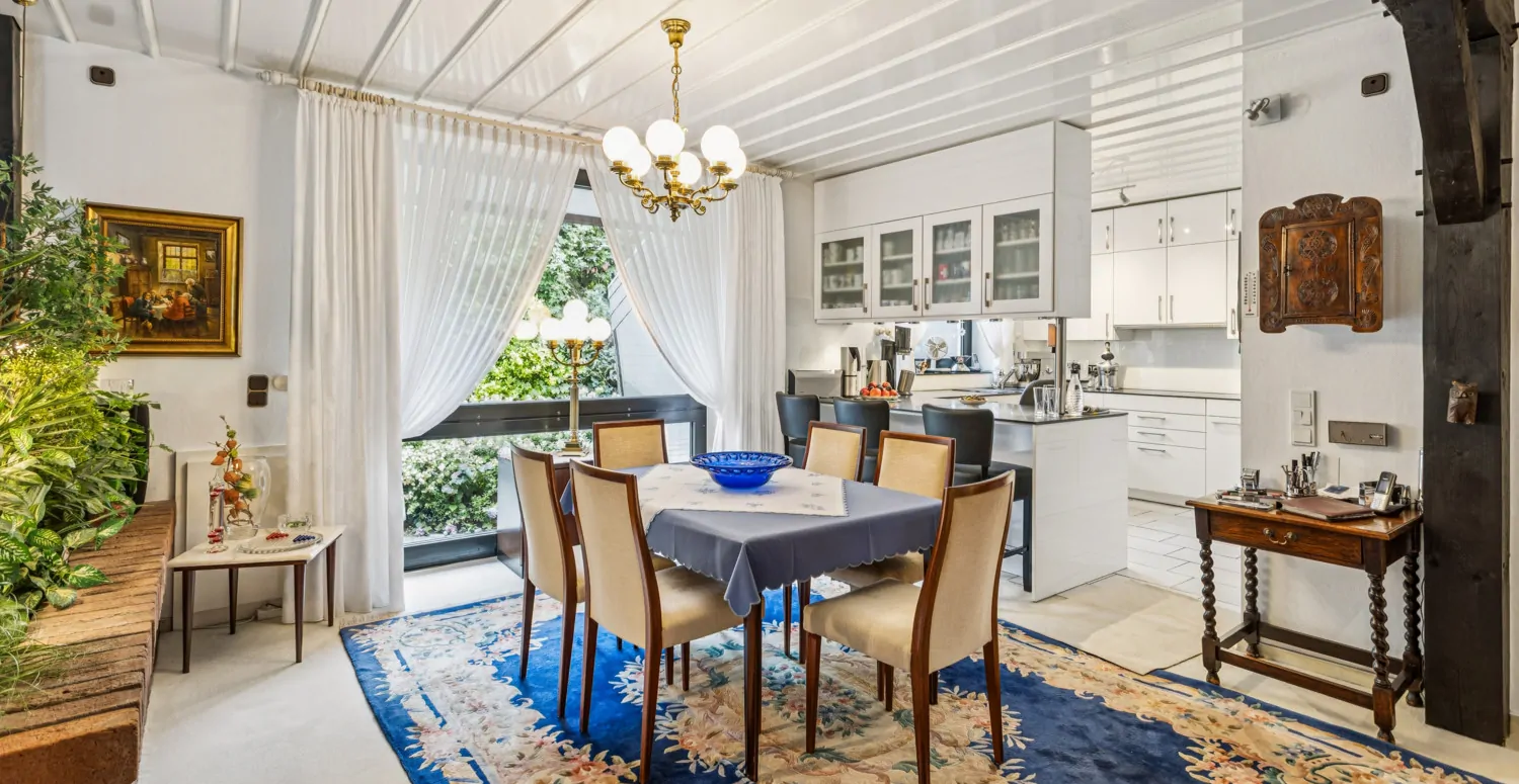 Freistehendes Architektenhaus im Bungalowstil in zentraler Lage von Heiligenrode