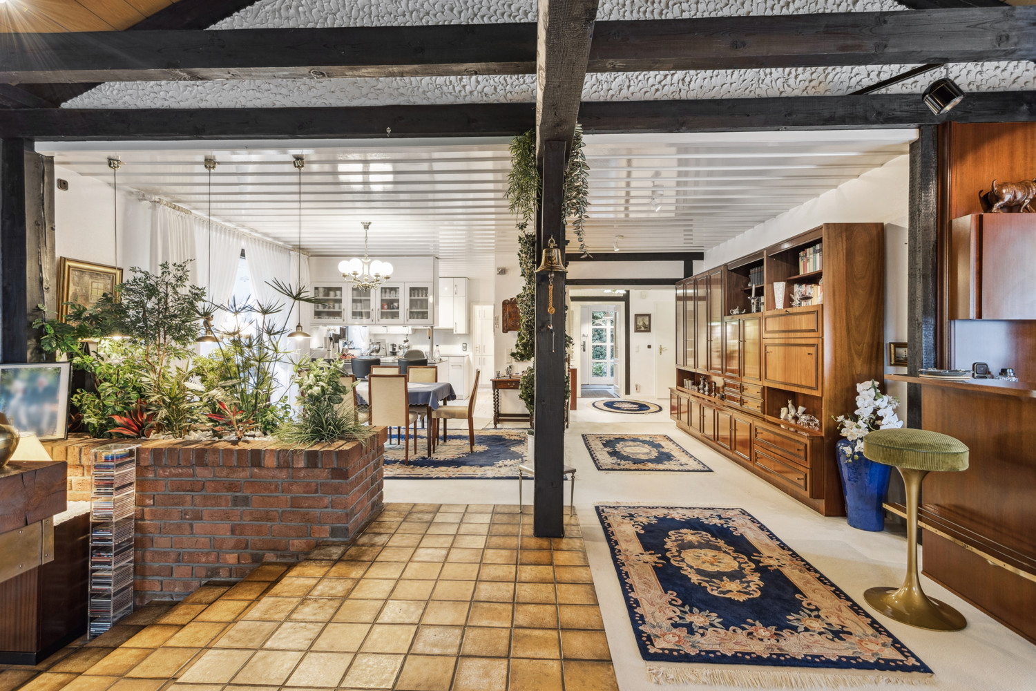 Freistehendes Architektenhaus im Bungalowstil  in zentraler Lage von Heiligenrode