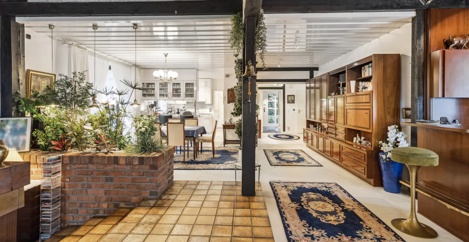 Freistehendes Architektenhaus im Bungalowstil in zentraler Lage von Heiligenrode