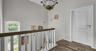 von_poll_real_estate_property_24295026_image_24