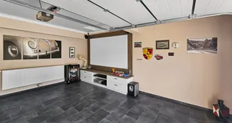 von_poll_real_estate_property_24295026_image_32