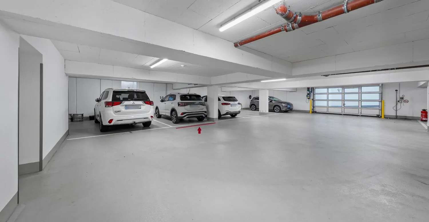 Lichtdurchflutete 4-Zimmer-Penthouse-Wohnung mit exklusiver Ausstattung und gehobenem Wohnkomfort