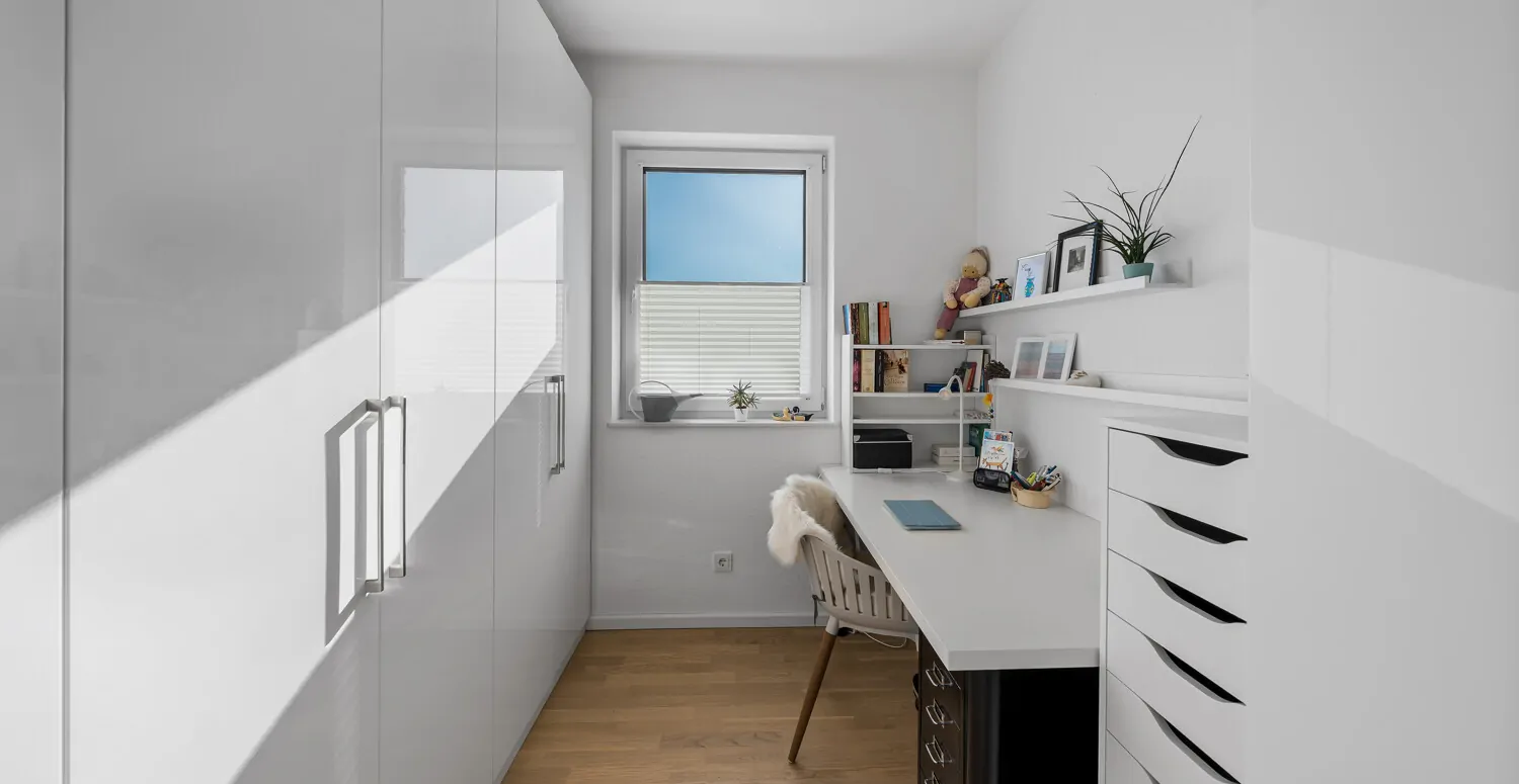 Lichtdurchflutete 4-Zimmer-Penthouse-Wohnung mit exklusiver Ausstattung und gehobenem Wohnkomfort