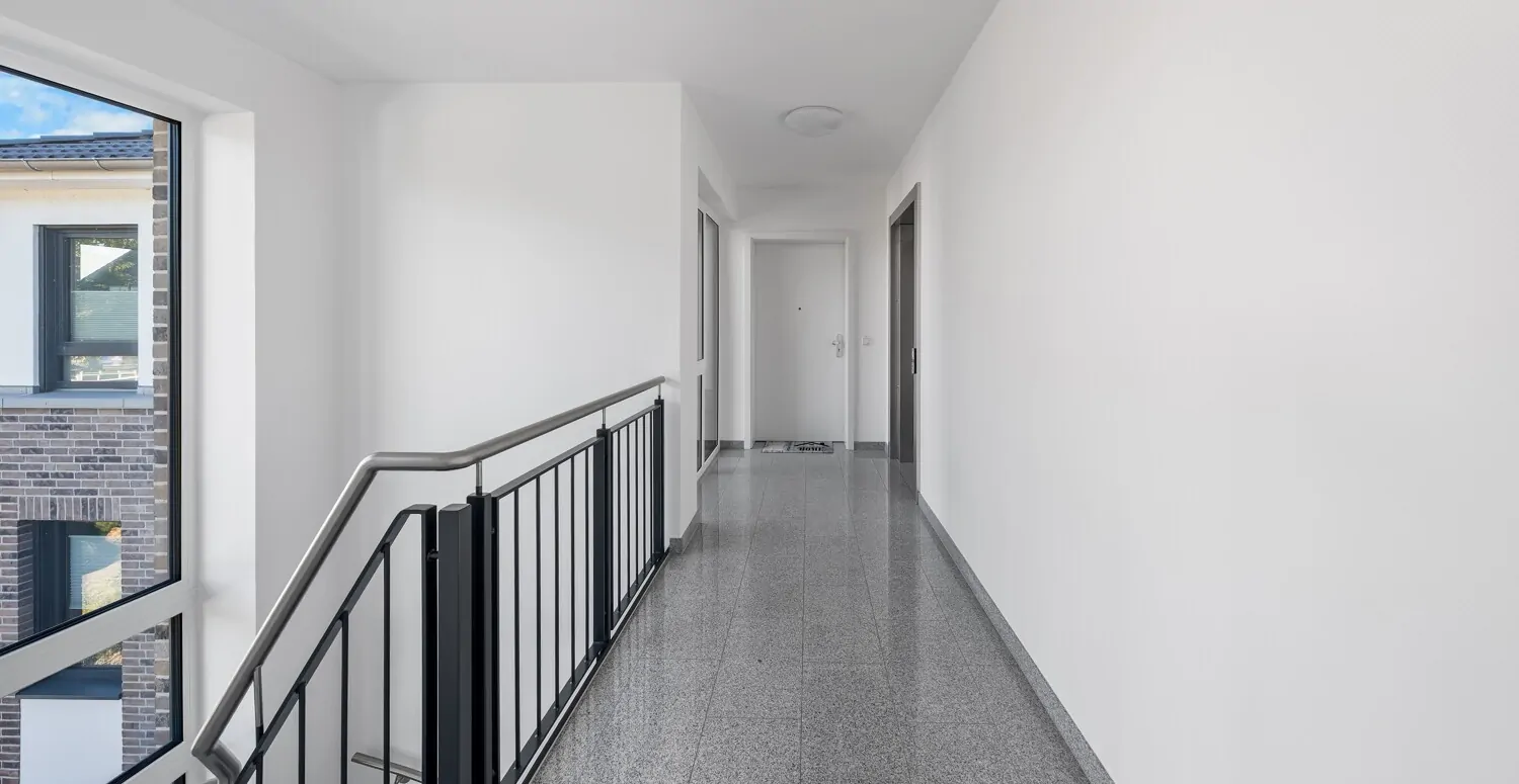 Lichtdurchflutete 4-Zimmer-Penthouse-Wohnung mit exklusiver Ausstattung und gehobenem Wohnkomfort