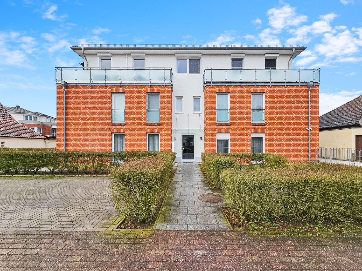 Moderne Penthouse-Wohnung mit Tiefgaragenstellplatz in bester Wohnlage