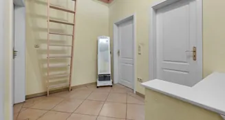 von_poll_real_estate_property_25295007_image_8