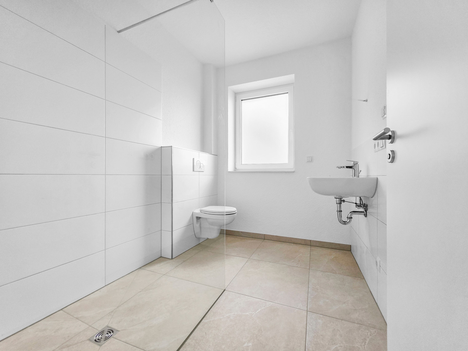 NEUBAU | Stilvolle 2-Zimmer-Erdgeschosswohnung mit hochwertiger Küche im Weyher Ortskern