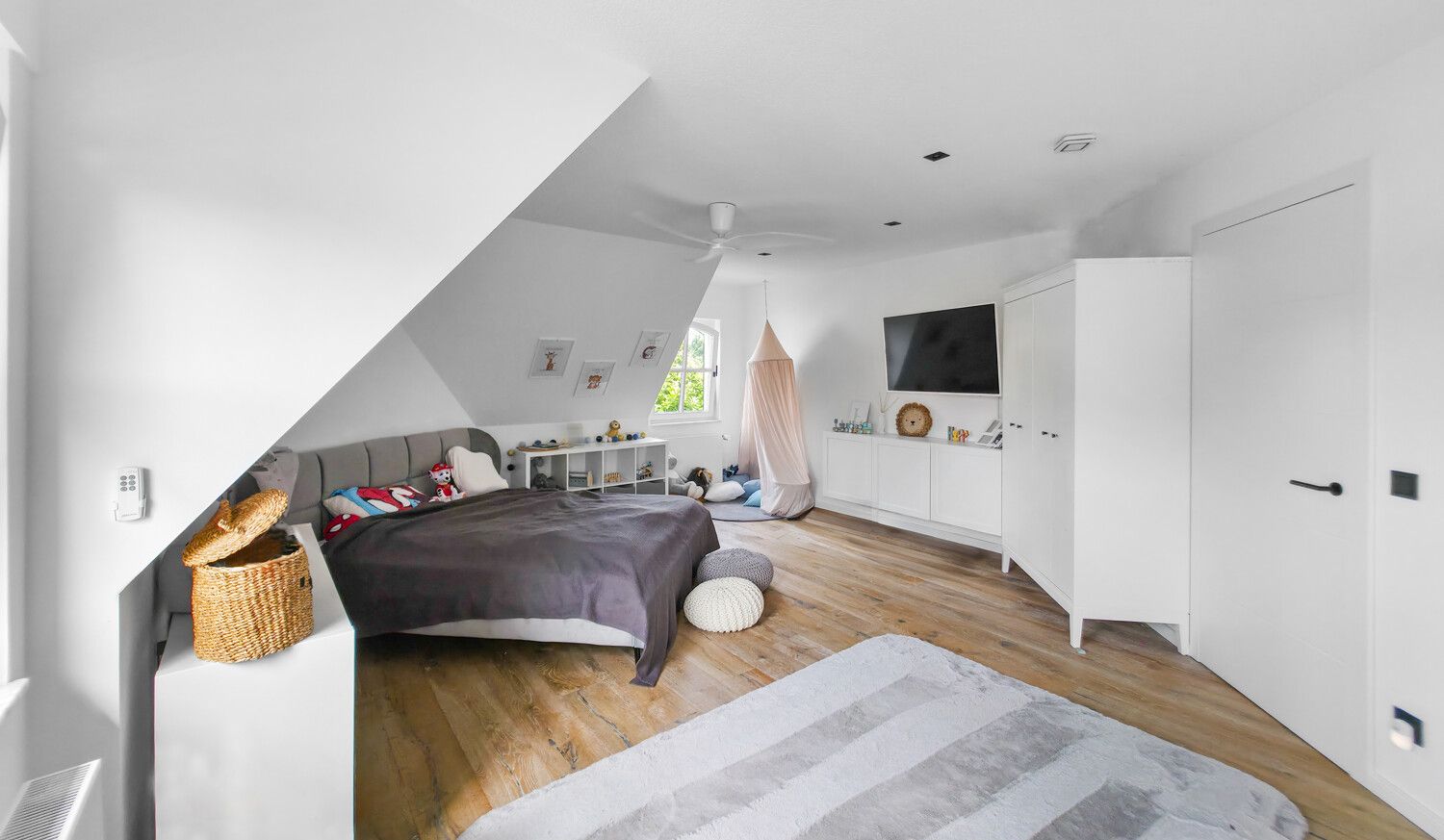 Schlafzimmer I