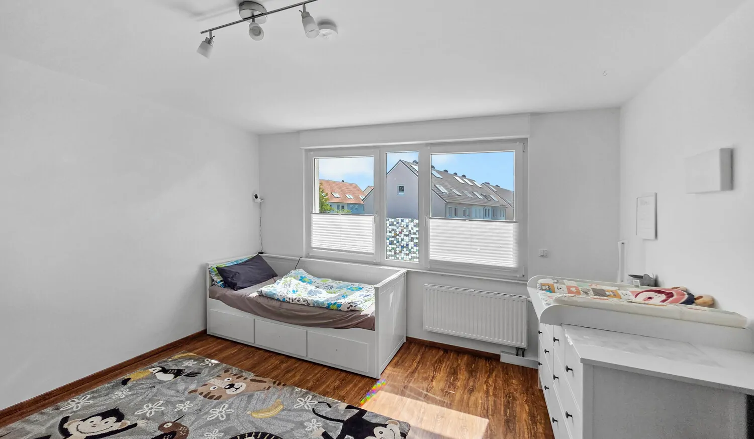 Bremen-Arsten: Modernes und energieeffizientes Reihenhaus in familienfreundlicher Lage