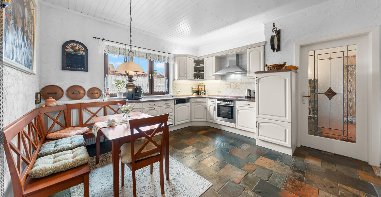 Energieeffizienter und familienfreundlicher Wohntraum mit einzigartigem Charakter