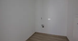 von_poll_real_estate_property_25295054_image_8