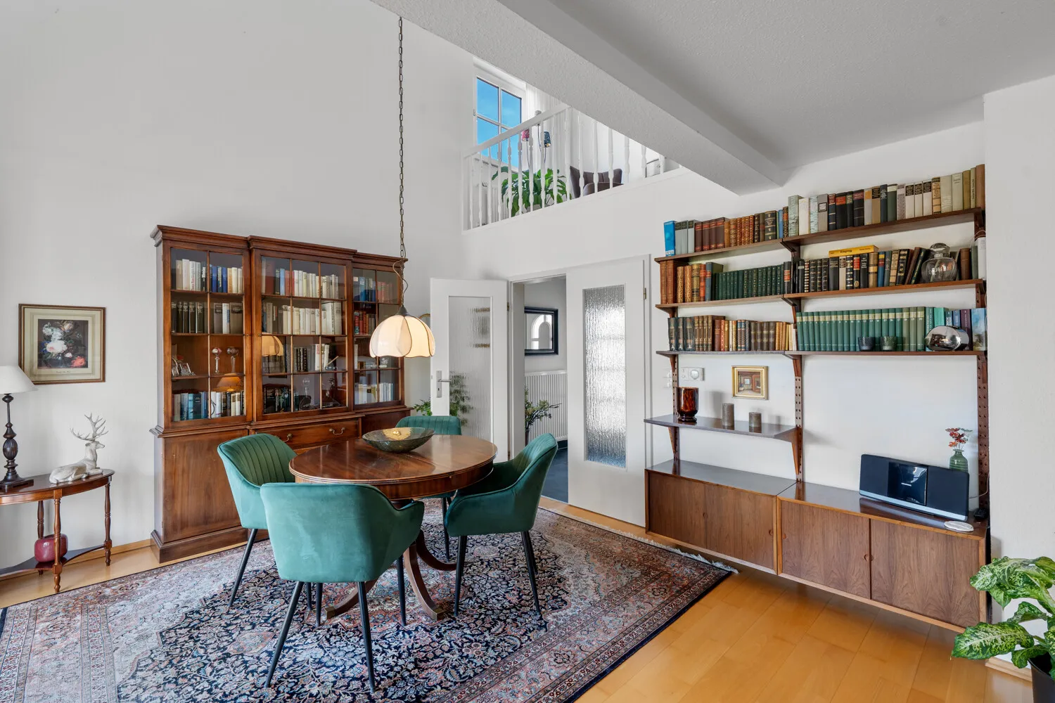 Esszimmer Blick auf Galerie