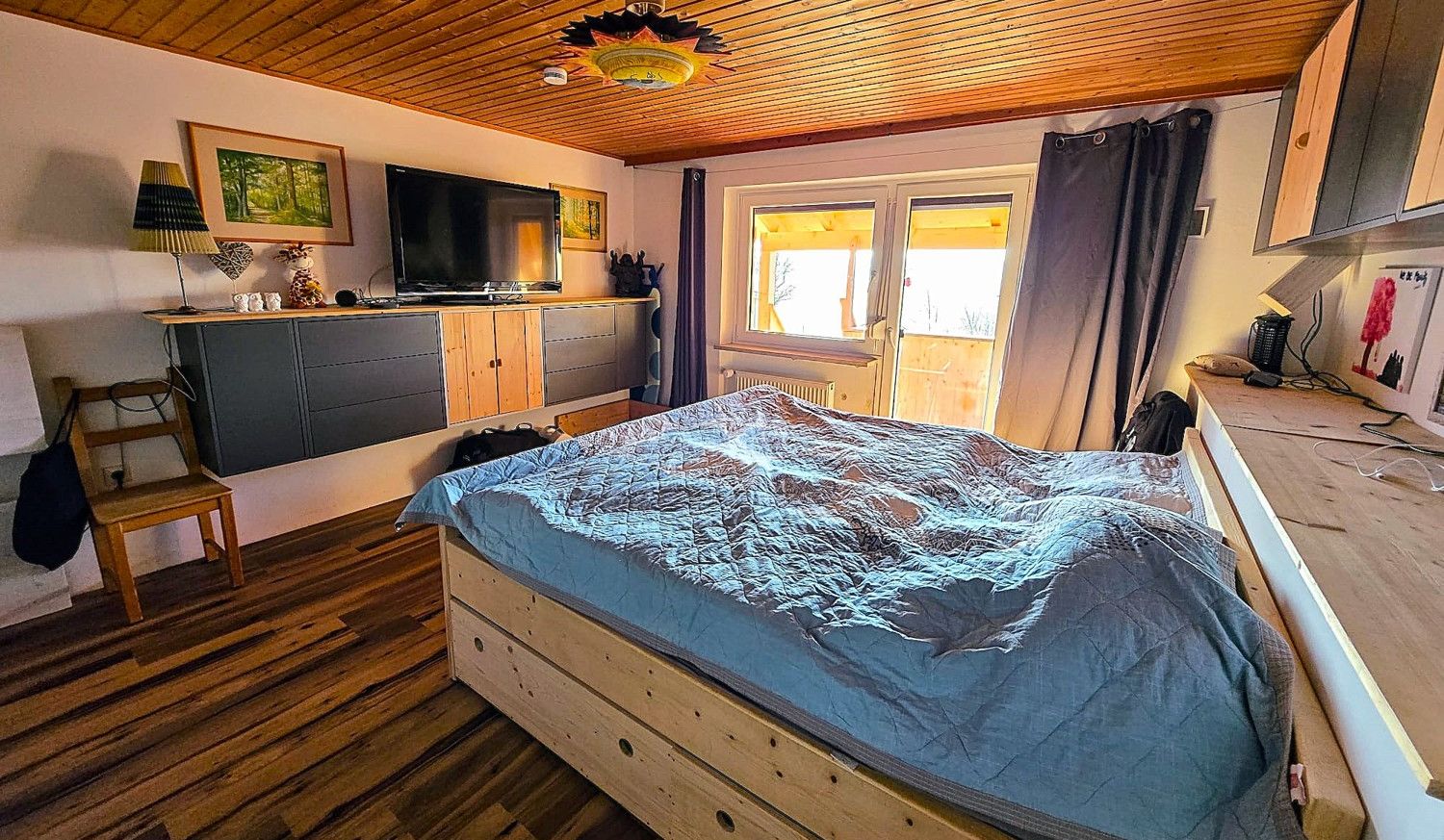 Schlafzimmer im OG