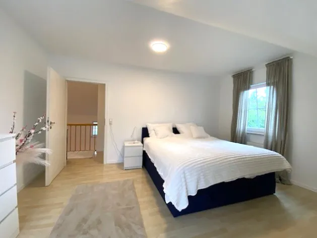 2. Zimmer OG