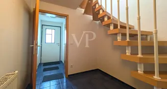 von_poll_real_estate_property_25313015_image_7