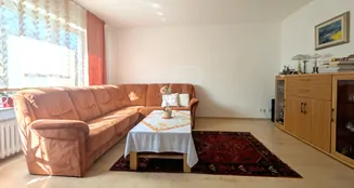 von_poll_real_estate_property_25313004_image_3