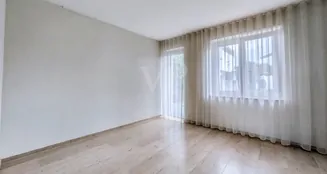 von_poll_real_estate_property_25313016_image_5