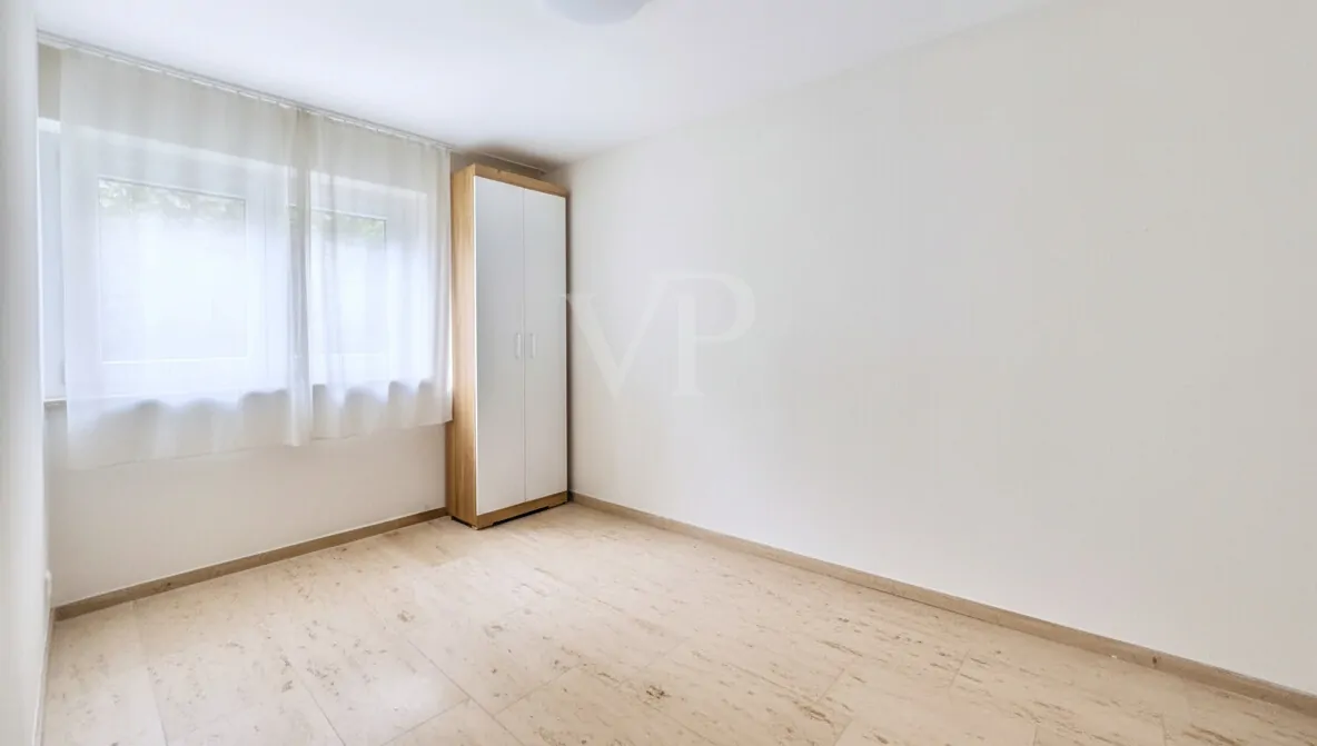 Gäste-/Arbeitszimmer EG