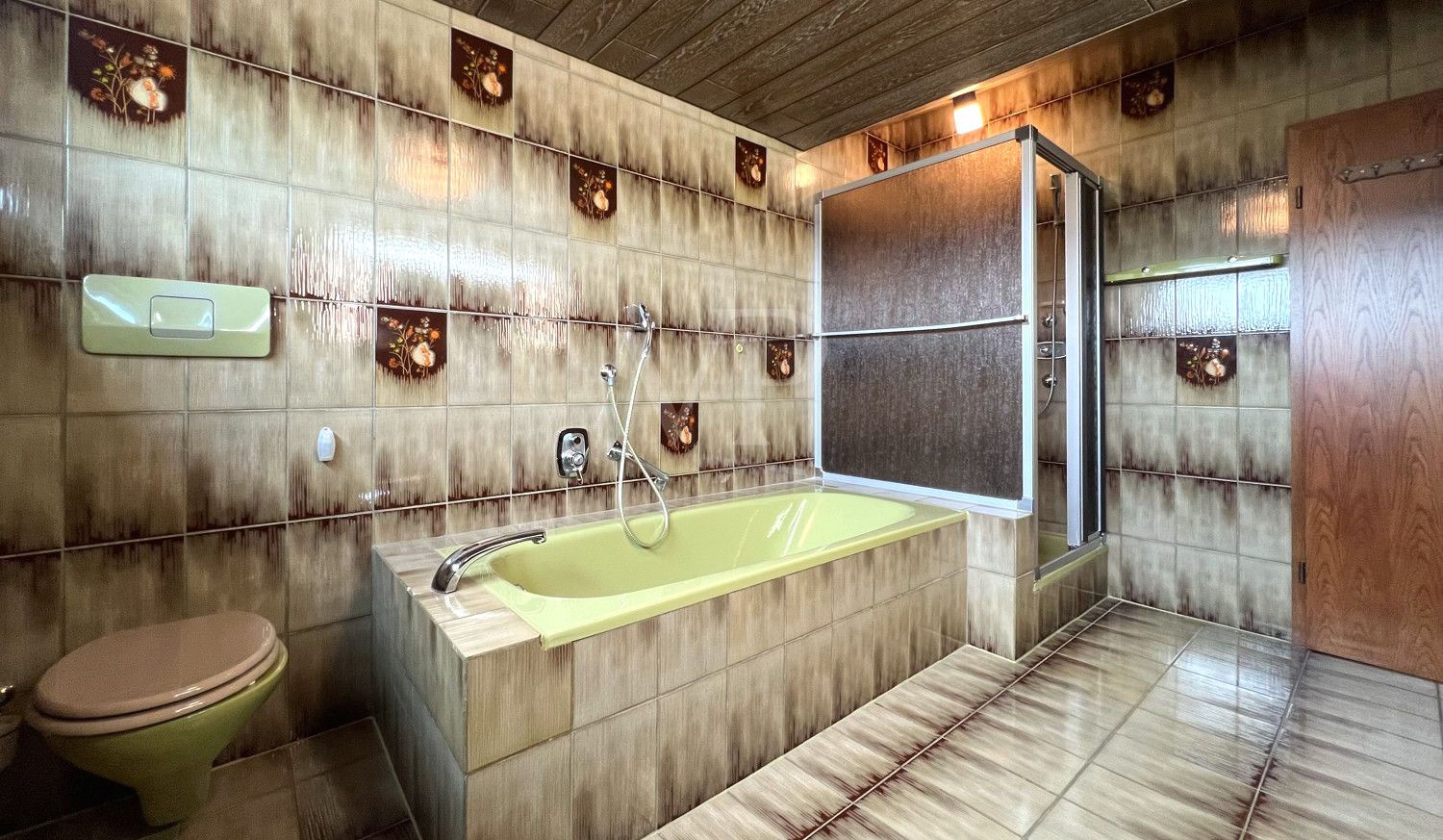 Badezimmer DG