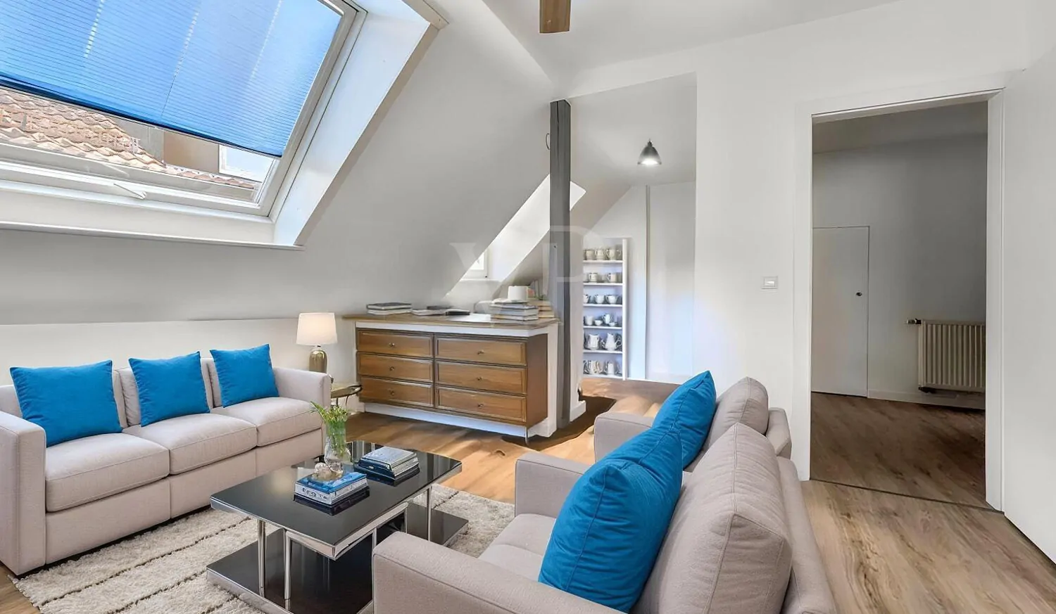 Wohnzimmer DG (digitales Staging)