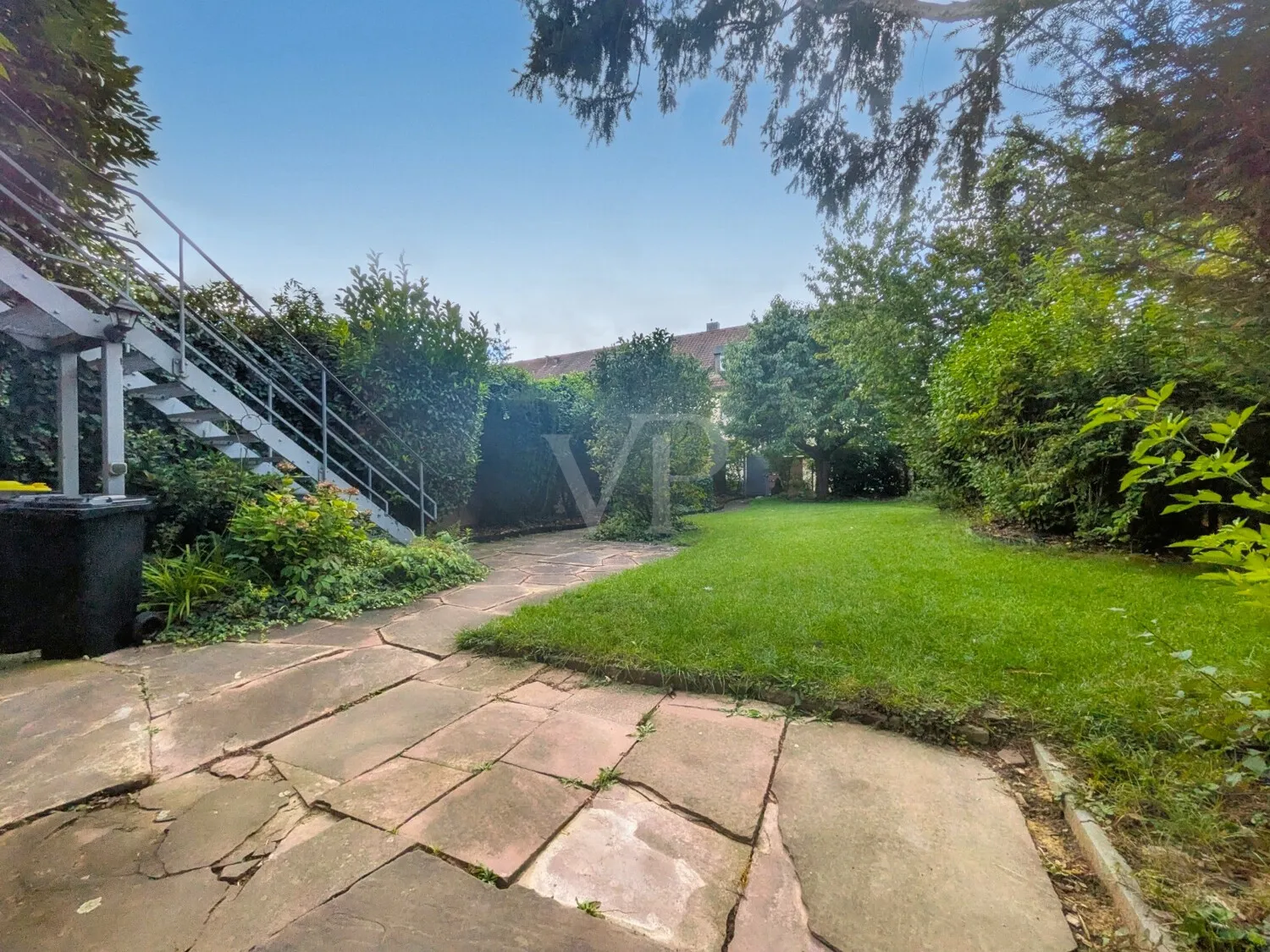 uneinsehbarer Garten