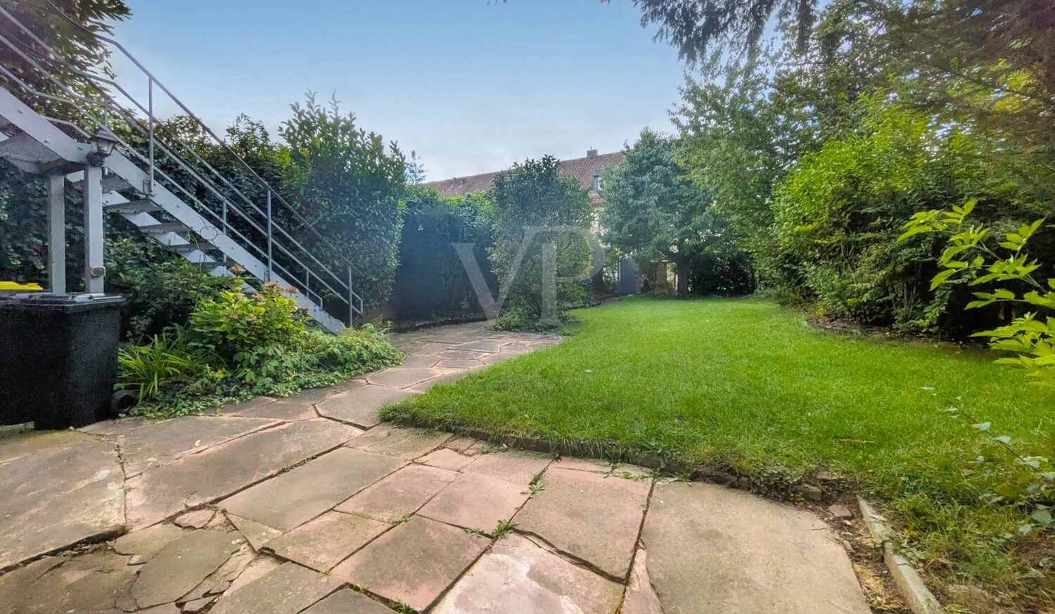 uneinsehbarer Garten