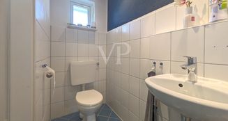 von_poll_real_estate_property_25313003_image_11
