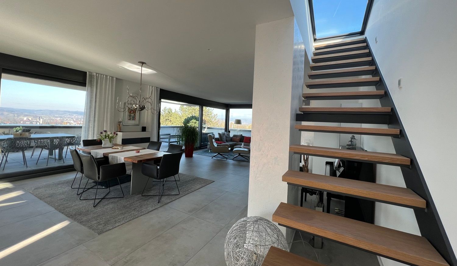 Zugang zur Dachterrasse