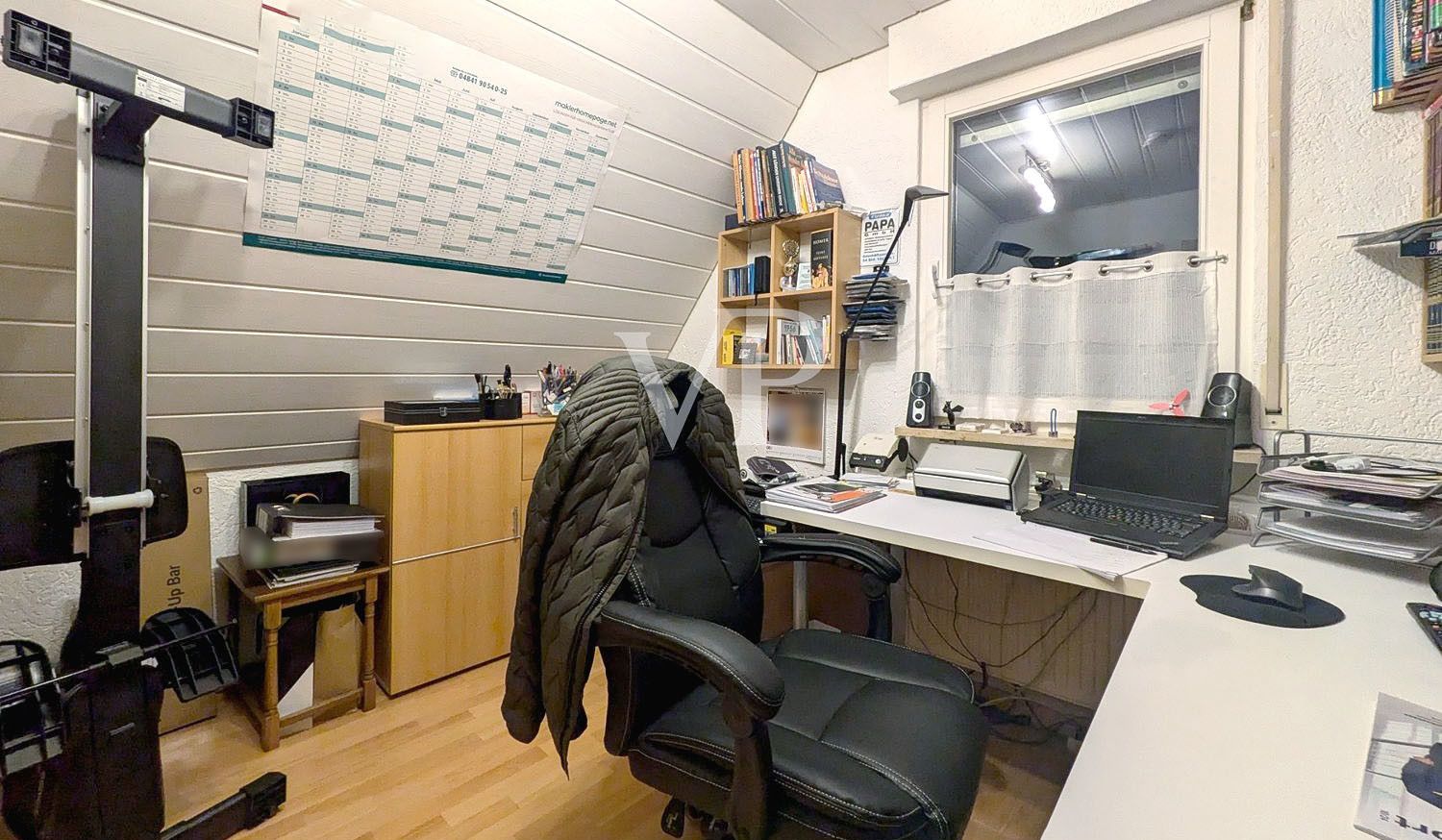Arbeitszimmer